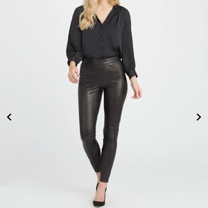 NWT Spanx leather like ankle skinny pant black